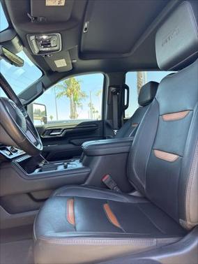 2024 GMC Sierra 2500 AT4