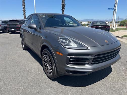 2022 Porsche Cayenne Base
