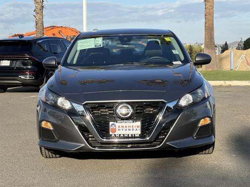 2022 Nissan Altima S FWD