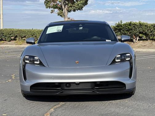 2021 Porsche Taycan Base