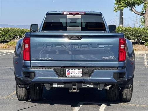 2024 Chevrolet Silverado 3500 High Country