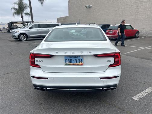 2022 Volvo S60 T5 Inscription