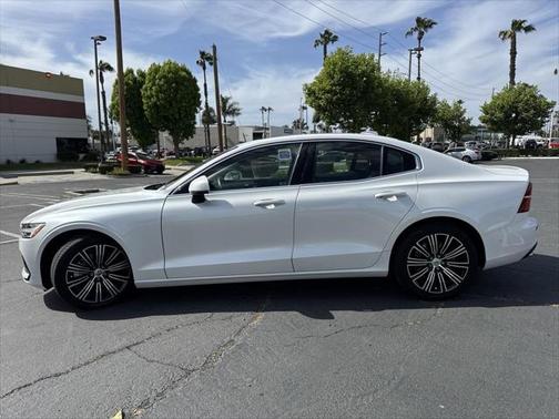 2022 Volvo S60 T5