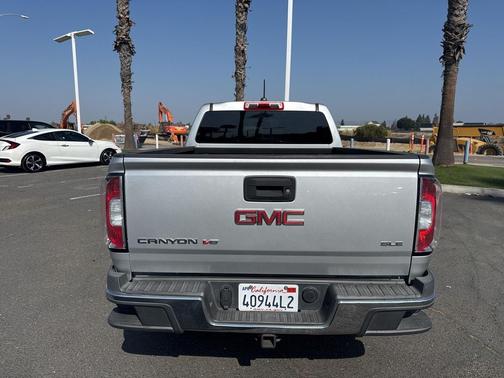 2018 GMC Canyon SLE