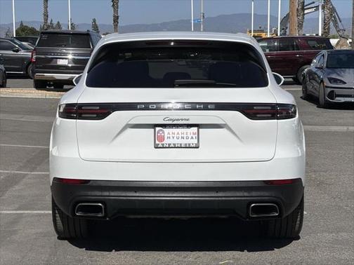 2021 Porsche Cayenne Base