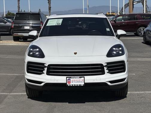 2021 Porsche Cayenne Base
