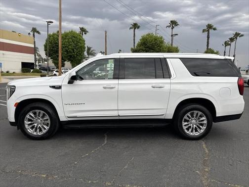 2021 GMC Yukon XL SLT