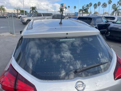 2018 Nissan Kicks S