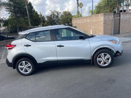 2018 Nissan Kicks S