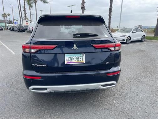2023 Mitsubishi Outlander SE Black Edition 2WD