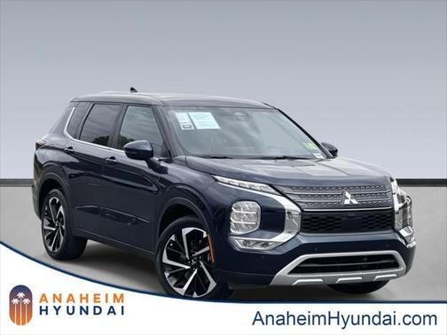 2023 Mitsubishi Outlander SE Black Edition 2WD