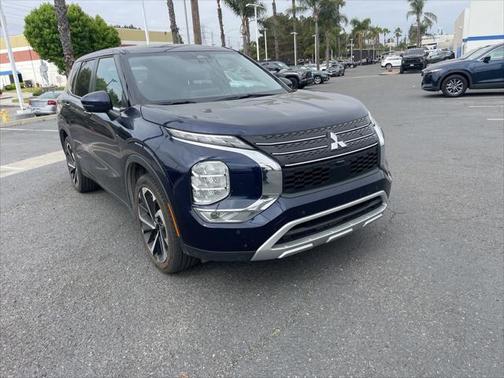 2023 Mitsubishi Outlander SE Black Edition 2WD