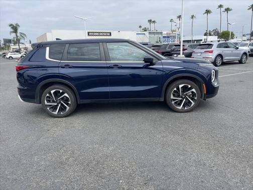 2023 Mitsubishi Outlander SE Black Edition 2WD