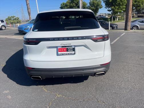 2022 Porsche Cayenne Base