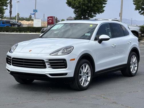 2022 Porsche Cayenne Base