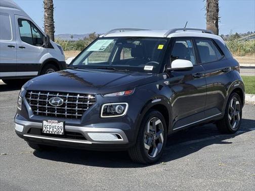 2023 Hyundai VENUE Limited