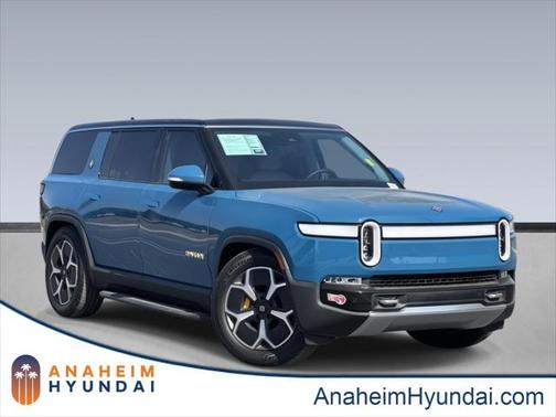 2023 Rivian R1S Adventure