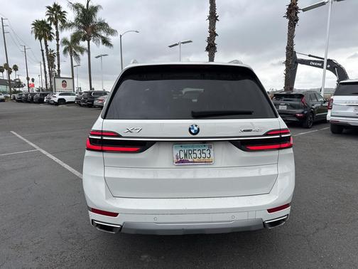 2023 BMW X7 xDrive40i