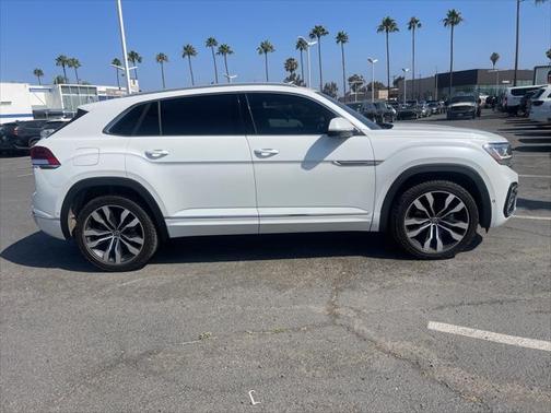 2022 Volkswagen Atlas Cross Sport 3.6L V6 SEL Premium R-Line