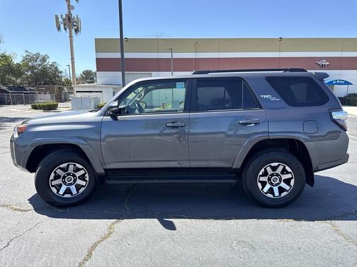 2022 Toyota 4Runner TRD Off Road Premium