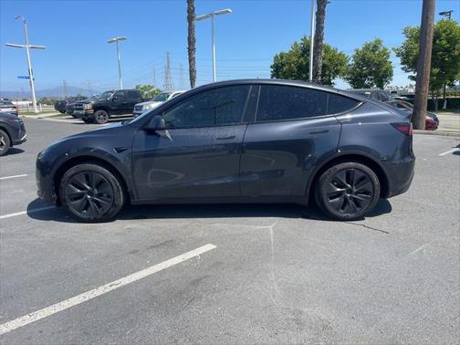 2025 Tesla Model Y Long Range Dual Motor All-Wheel Drive
