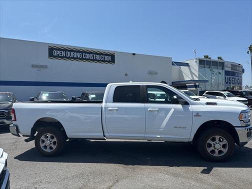 2022 RAM 2500 Big Horn Crew Cab 4x4 8' Box