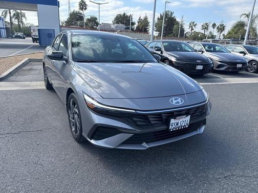 2025 Hyundai ELANTRA Sport
