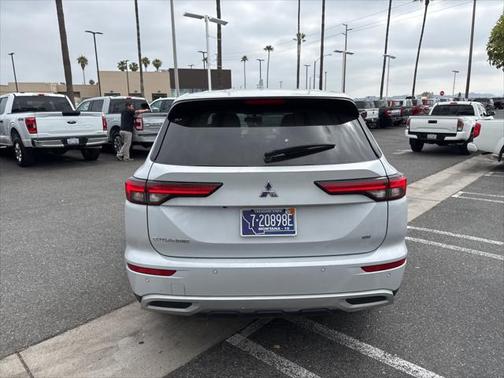 2023 Mitsubishi Outlander SE 2.5 2WD