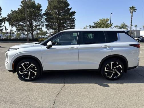 2023 Mitsubishi Outlander SE 2.5 2WD