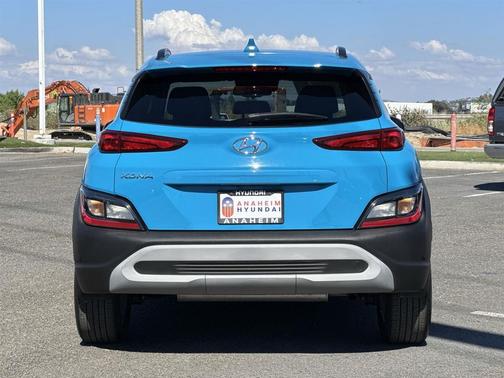 2023 Hyundai KONA SEL