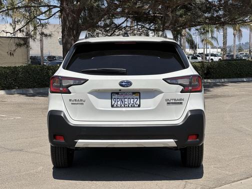 2025 Subaru Outback Touring XT