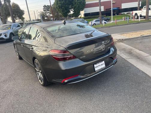2023 Genesis G70 2.0T AWD