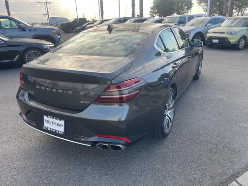 2023 Genesis G70 2.0T AWD