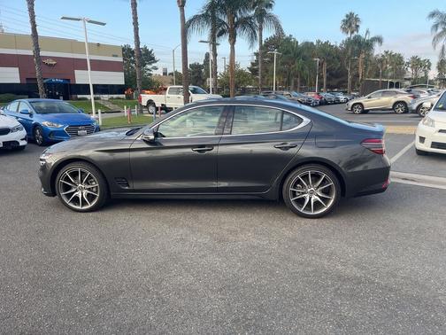 2023 Genesis G70 2.0T AWD