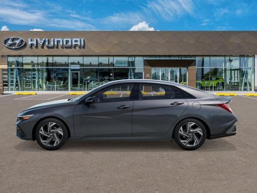 2025 Hyundai ELANTRA Sport