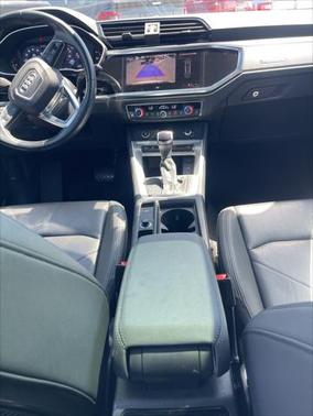 2023 Audi Q3 Premium 45 TFSI S line quattro Tiptronic