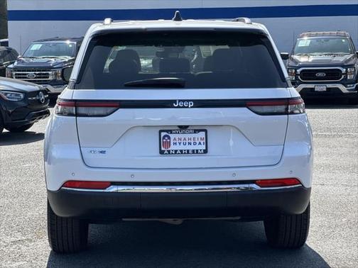 2024 Jeep Grand Cherokee 4xe Base