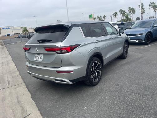 2024 Mitsubishi Outlander SE 2.5 2WD