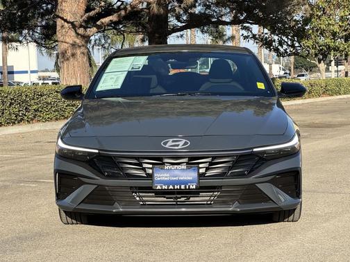 2025 Hyundai ELANTRA HEV SEL Sport