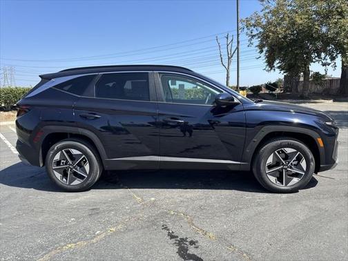 2025 Hyundai TUCSON Plug-In Hybrid SEL