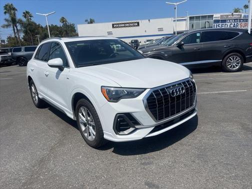 2022 Audi Q3 45 S line Premium