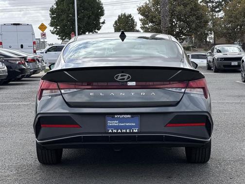 2025 Hyundai ELANTRA Sport