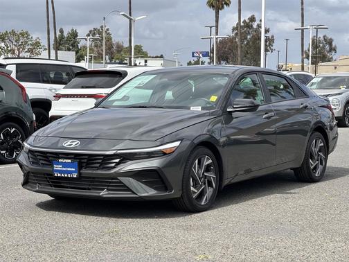 2025 Hyundai ELANTRA Sport