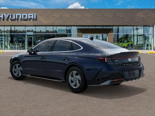 2025 Hyundai SONATA SE