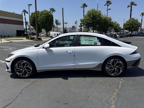 2025 Hyundai IONIQ 6 SEL