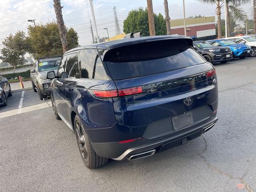 2023 Land Rover Range Rover Sport SE