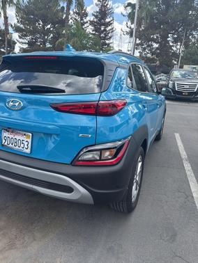2023 Hyundai KONA SEL