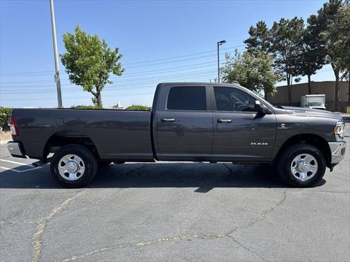 2019 RAM 2500 Big Horn Crew Cab 4x4 8' Box