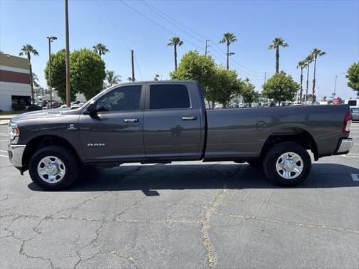 2019 RAM 2500 Big Horn Crew Cab 4x4 8' Box
