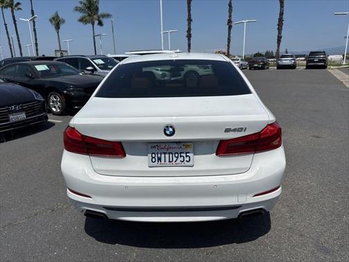 2019 BMW 540 540i